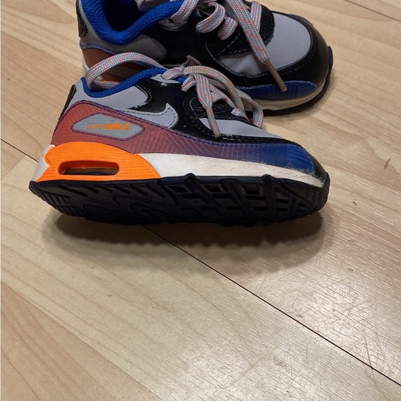 A bundle of toddler NIKES, Jordans, and New balance - Picture 8 of 16